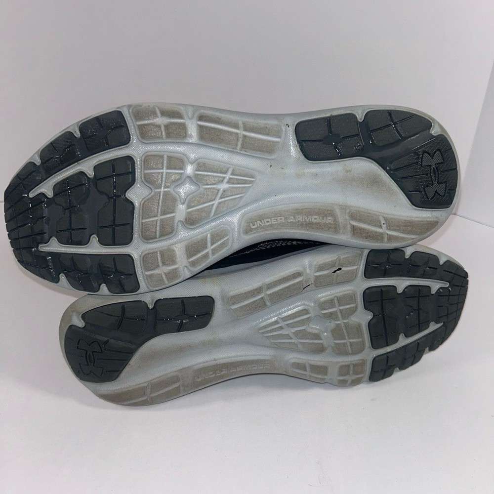 Under Armour Surge 3 Mens Running Shoes Size 12 Grey Red Mesh Upper Sporty - Picture 6 of 9